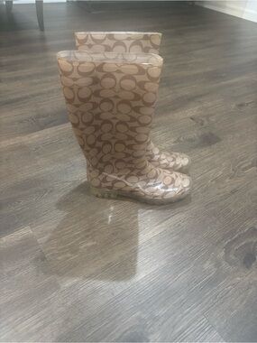 Vintage Coach Rain Boots Womens 
Signature C Monogram Rubber
Waterproof